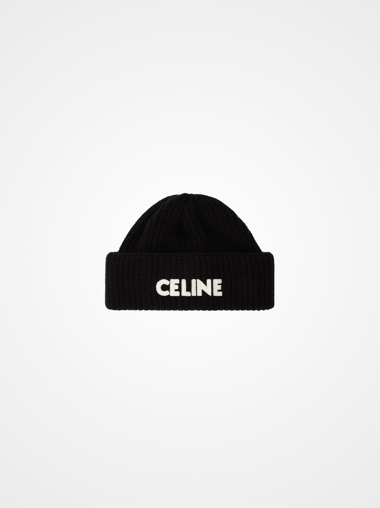 Beanie in ribbed wool